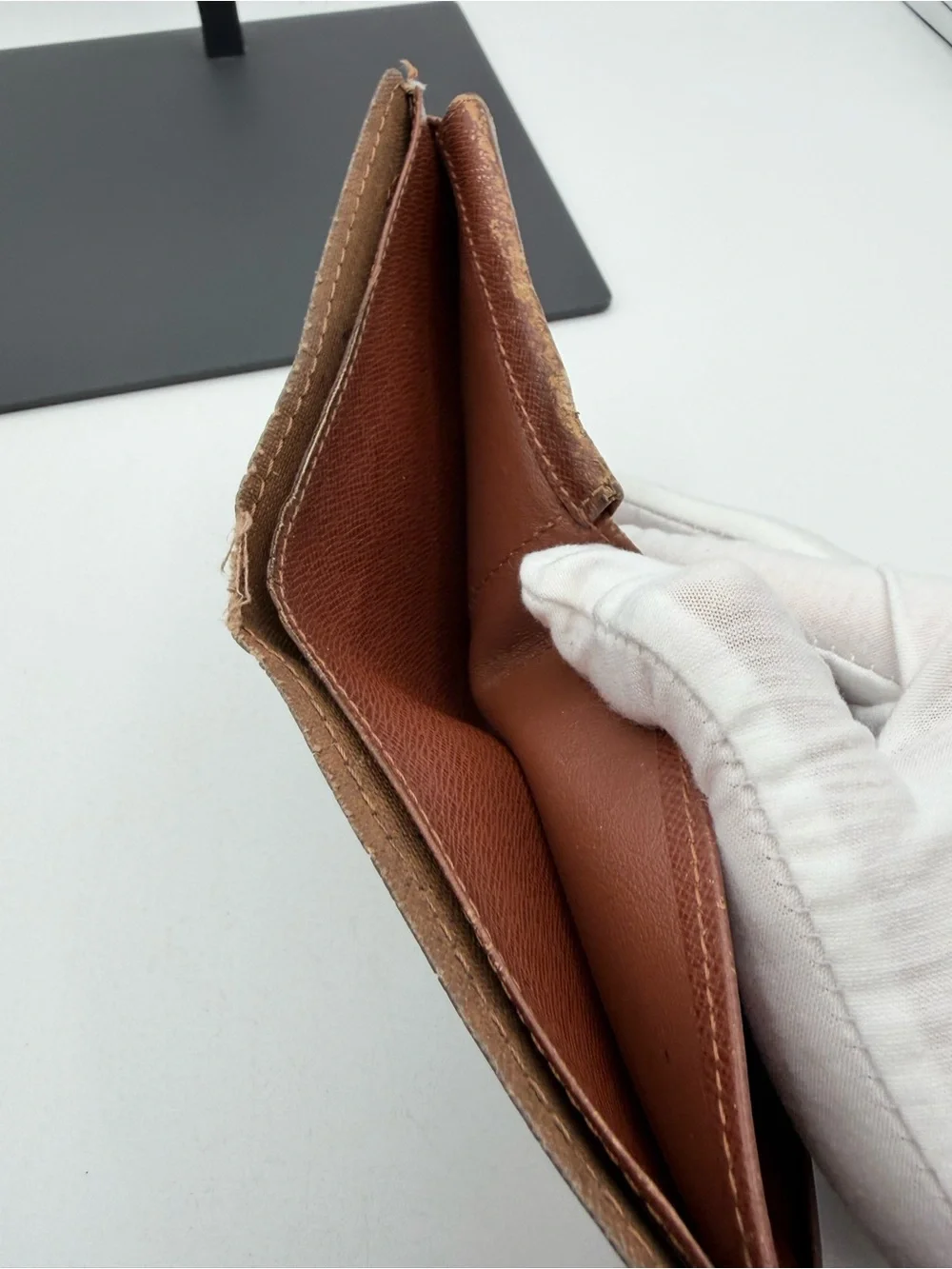 Louis Vuitton Monogram Bi Fold Wallet